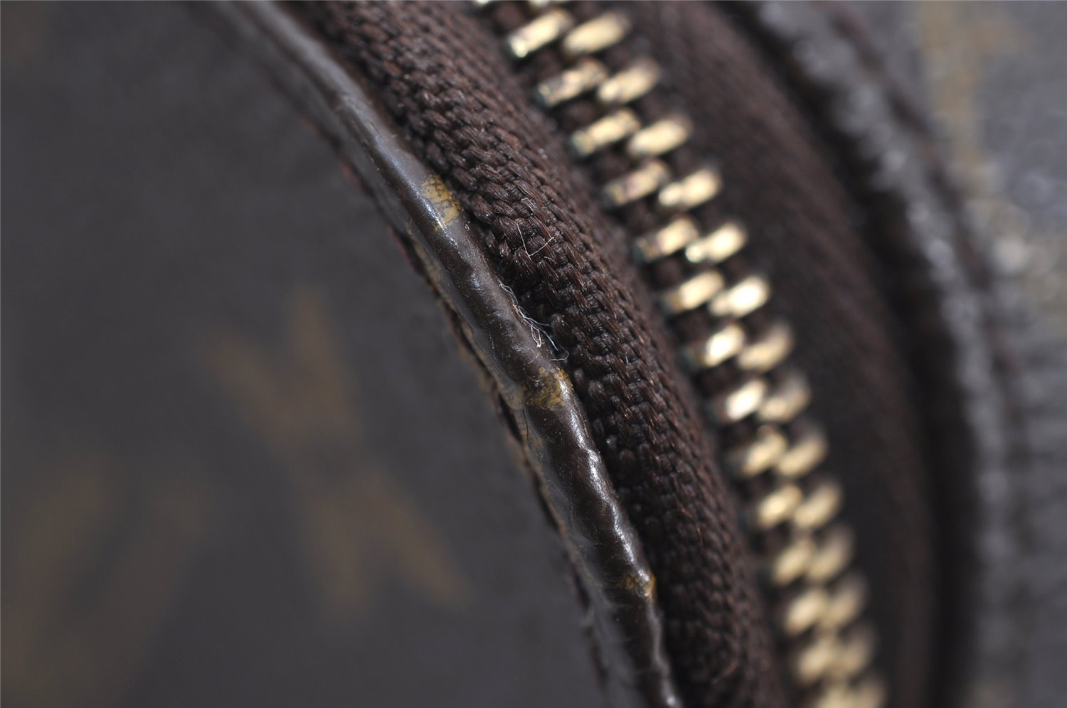 Authentic Louis Vuitton Monogram Trousse Blush PM Cosmetic Pouch M47510 LV 9356I