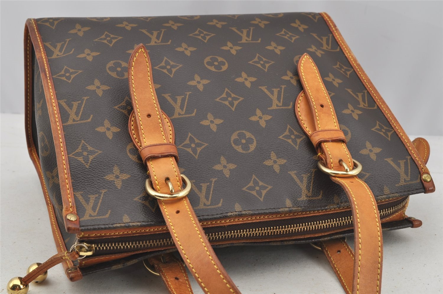Authentic Louis Vuitton Monogram Popincourt Haut Shoulder Bag M40007 LV 9358I