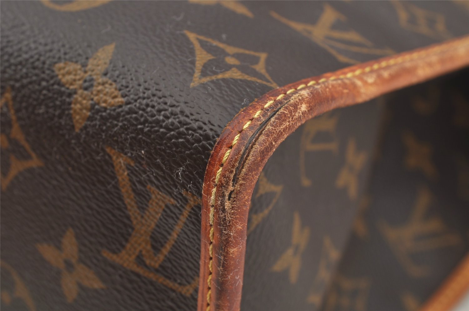 Authentic Louis Vuitton Monogram Popincourt Haut Shoulder Bag M40007 LV 9358I