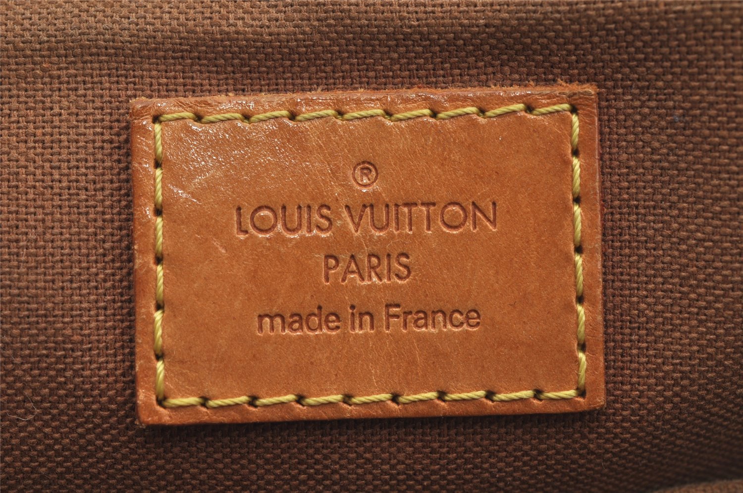 Authentic Louis Vuitton Monogram Popincourt Haut Shoulder Bag M40007 LV 9358I