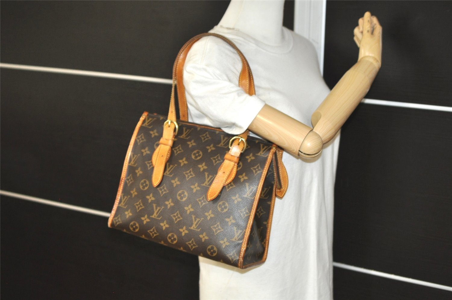 Authentic Louis Vuitton Monogram Popincourt Haut Shoulder Bag M40007 LV 9358I