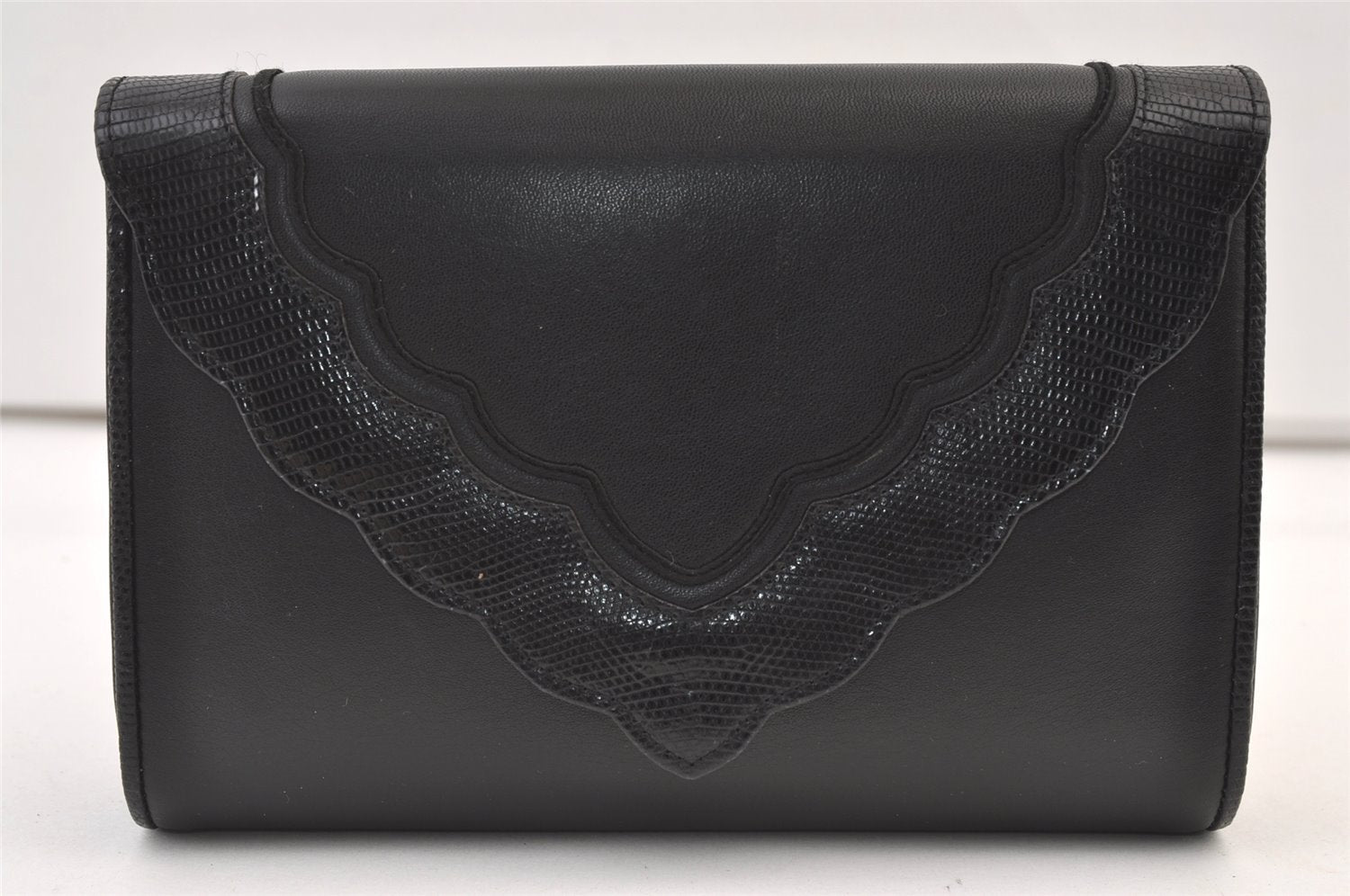 Authentic YVES SAINT LAURENT Clutch Hand Shoulder Bag Purse Leather Black 9361J