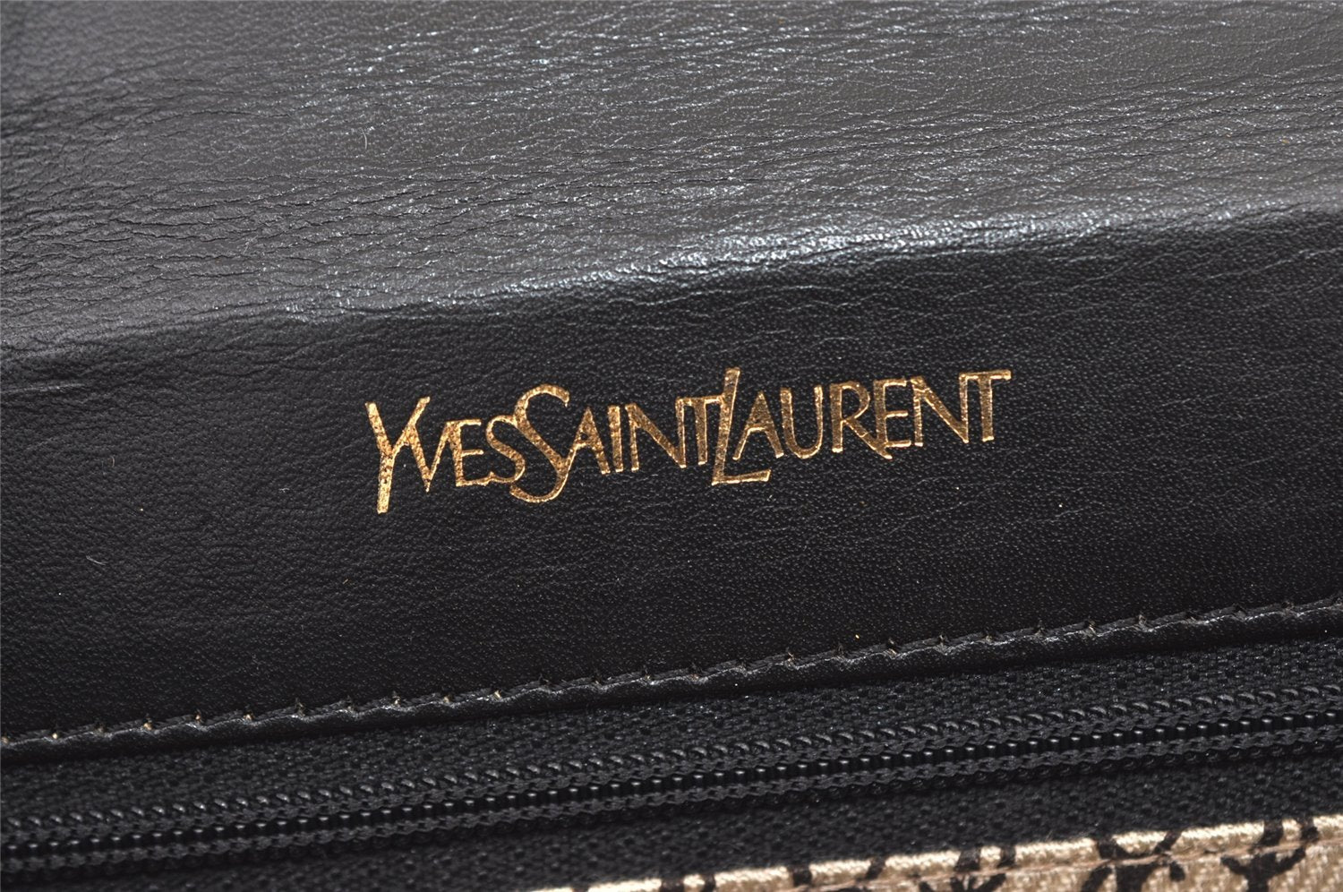 Authentic YVES SAINT LAURENT Clutch Hand Shoulder Bag Purse Leather Black 9361J