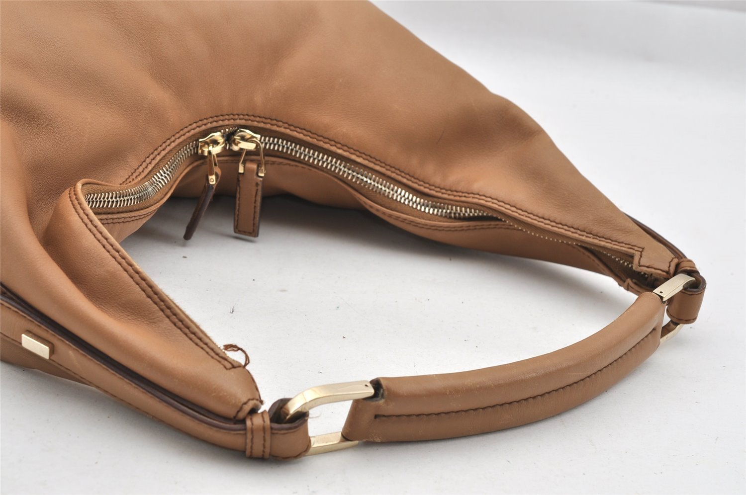 Authentic GUCCI Vintage Shoulder Hand Bag Purse Leather 0014288 Brown 9367I