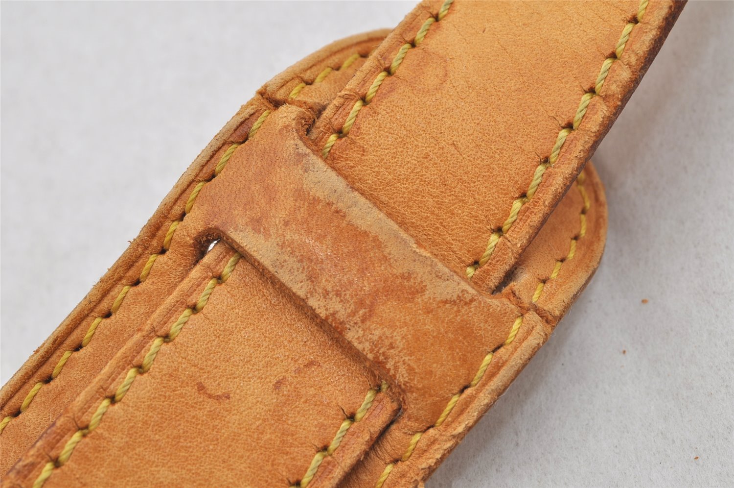 Authentic Louis Vuitton Leather Shoulder Strap Beige 35.8-43.1