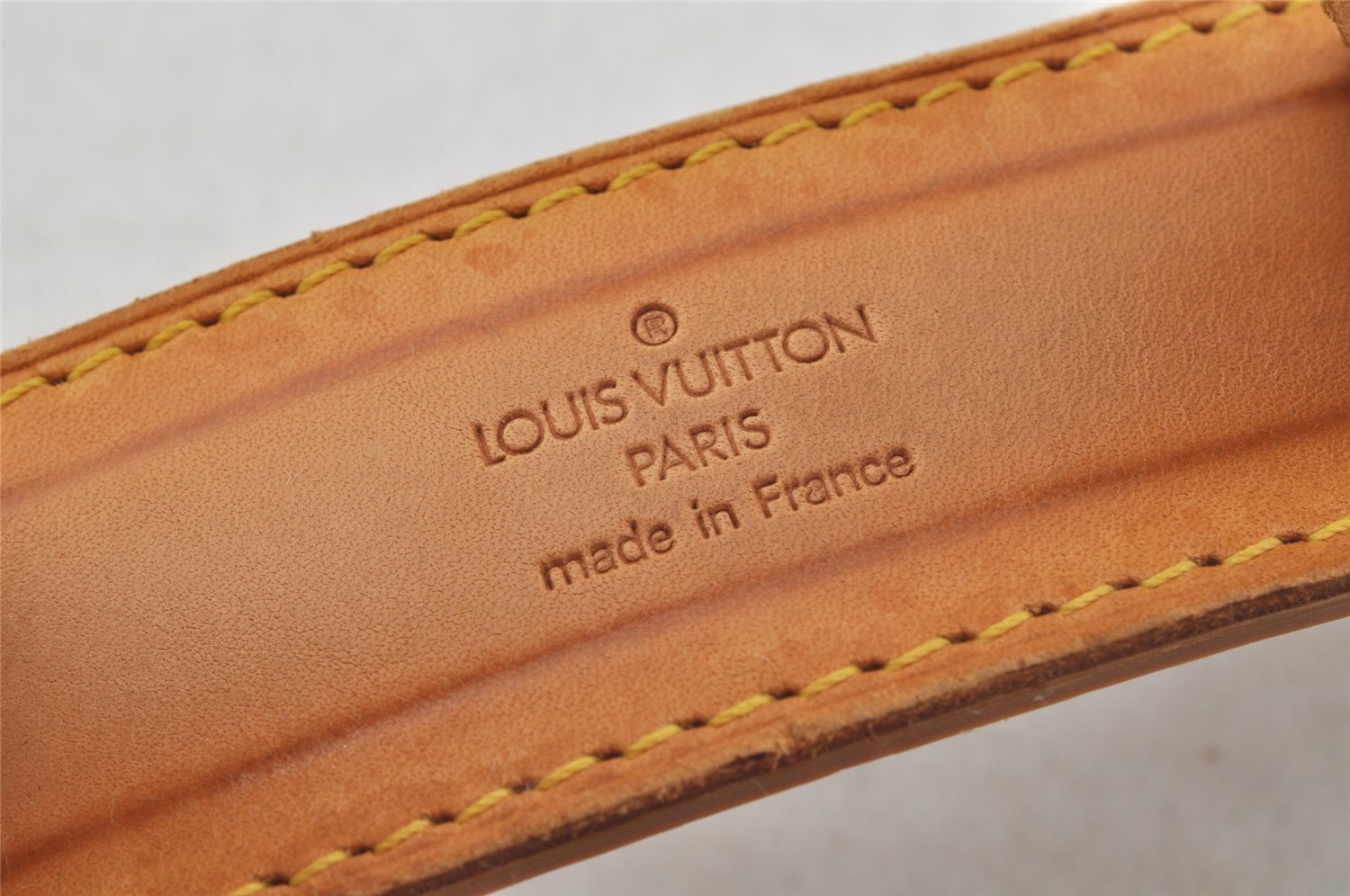 Authentic Louis Vuitton Leather Shoulder Strap Beige 35.8-43.1