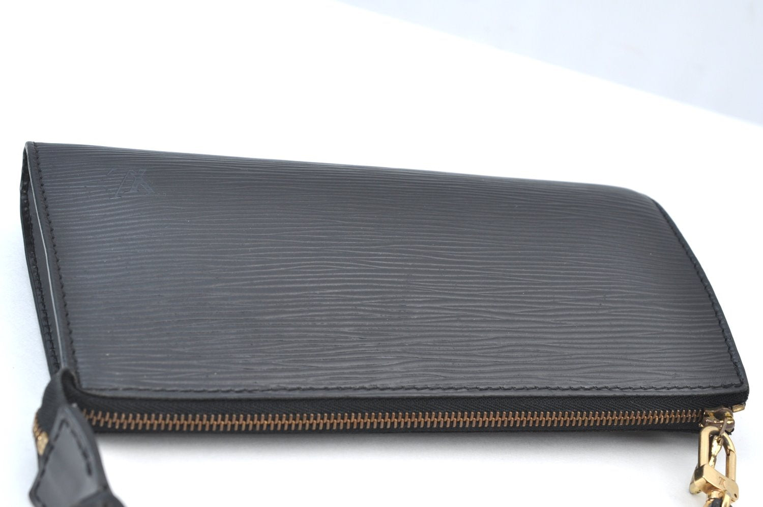 Authentic Louis Vuitton Epi Pochette Accessoires Pouch Black M52952 LV 9371H