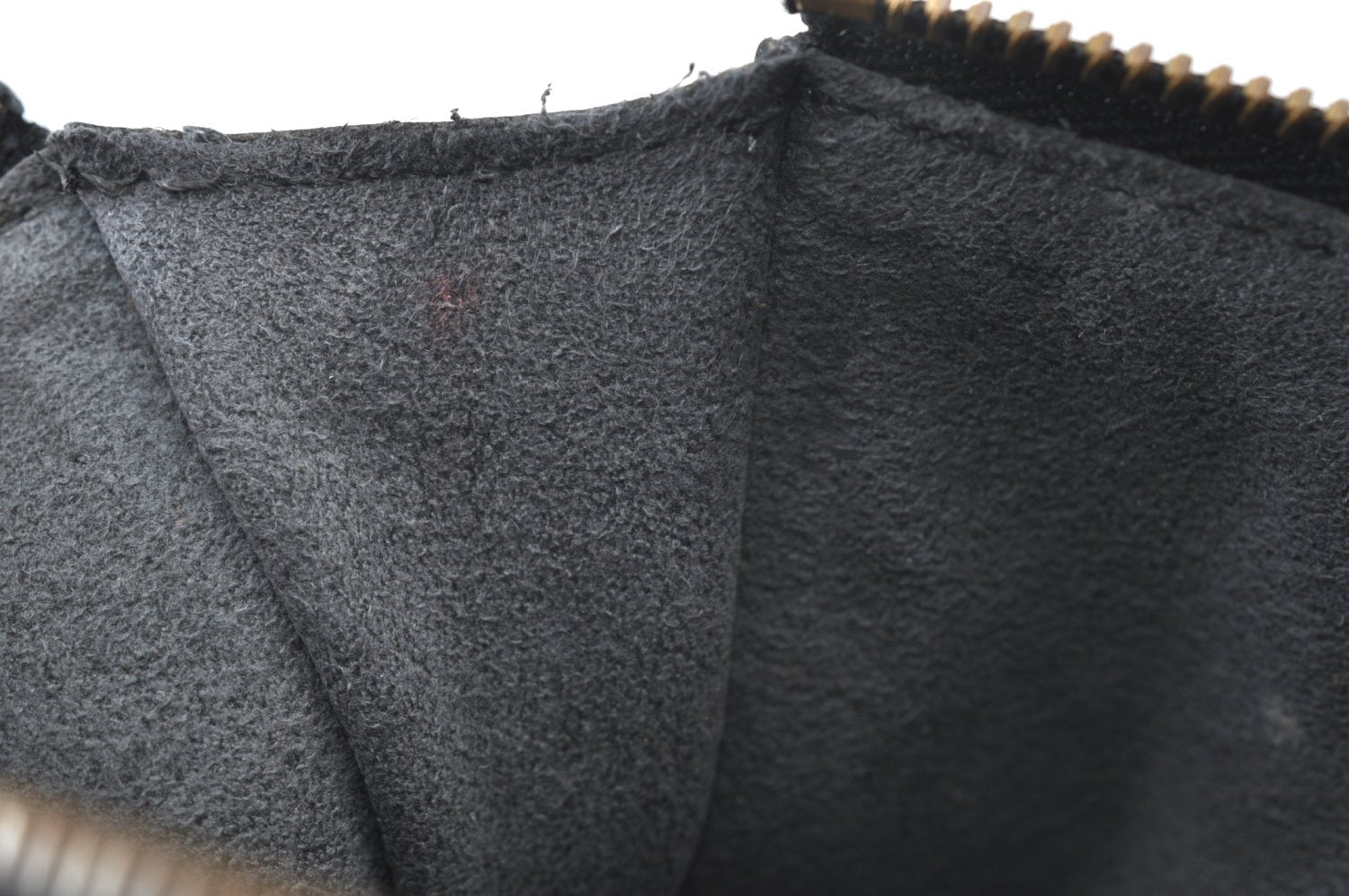 Authentic Louis Vuitton Epi Pochette Accessoires Pouch Black M52952 LV 9371H