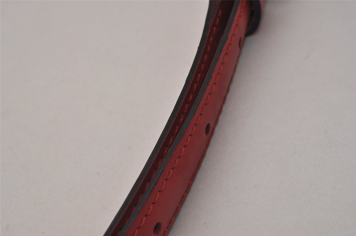 Authentic Louis Vuitton Leather Shoulder Strap Red 40.9-48