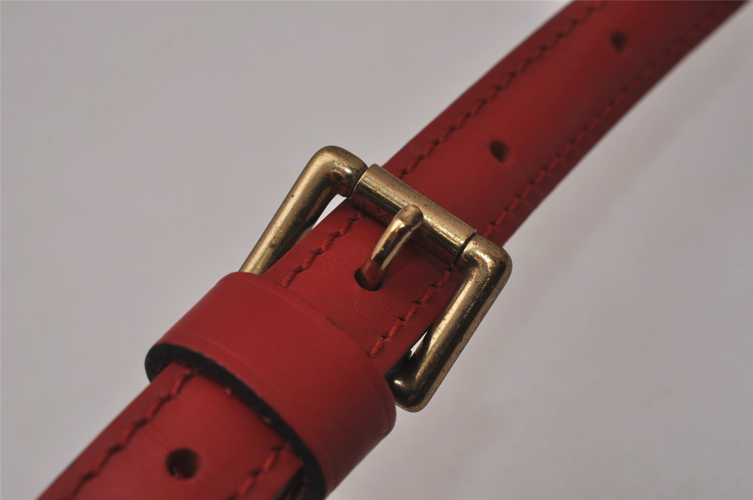 Authentic Louis Vuitton Leather Shoulder Strap Red 40.9-48