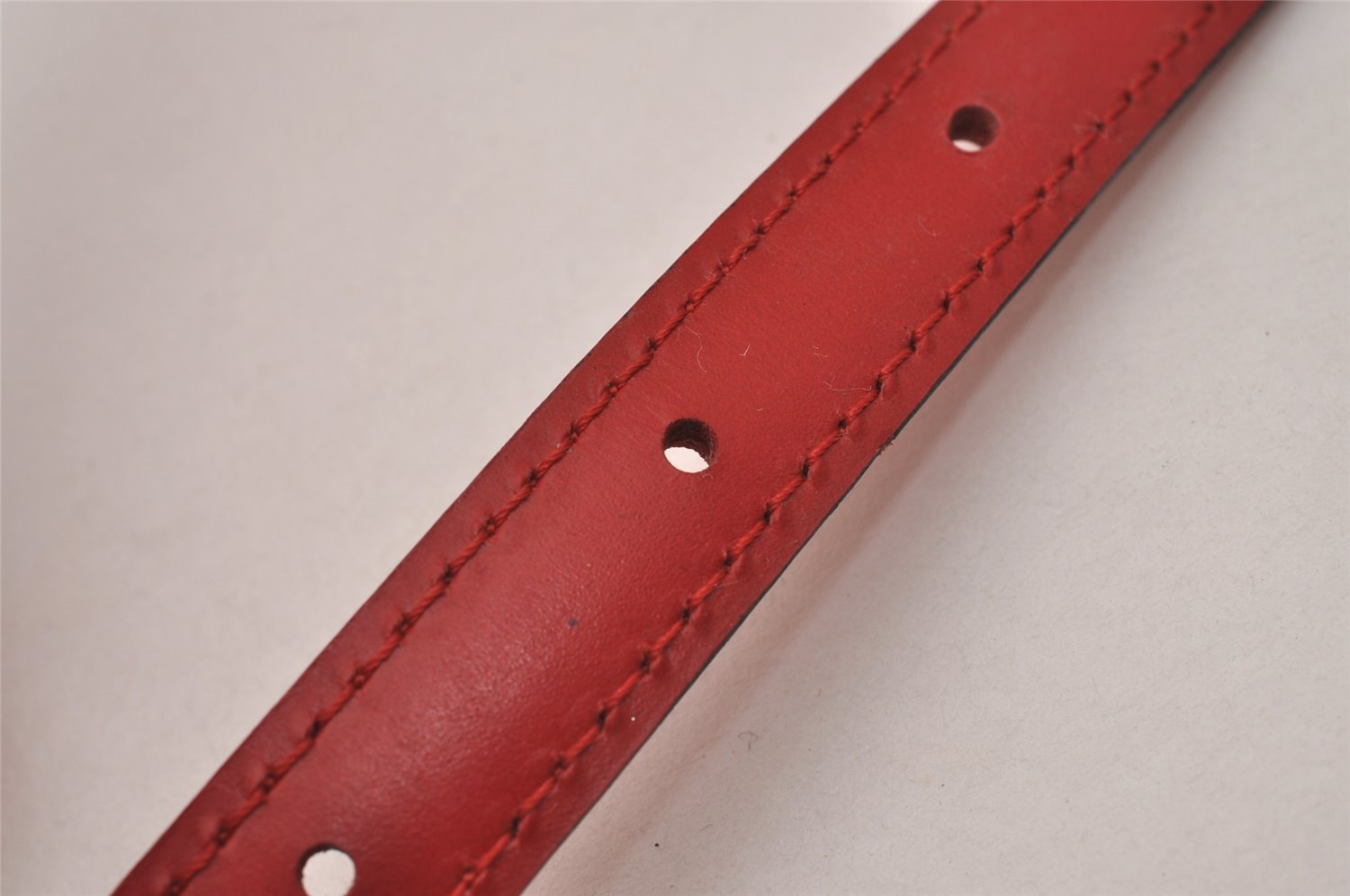 Authentic Louis Vuitton Leather Shoulder Strap Red 40.9-48