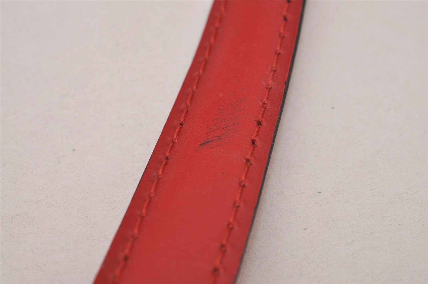 Authentic Louis Vuitton Leather Shoulder Strap Red 40.9-48