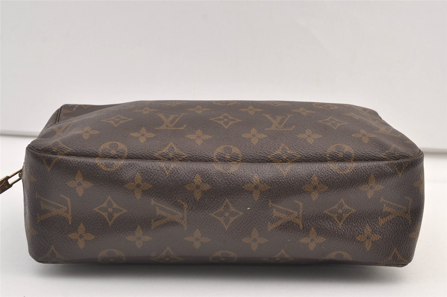 Auth Louis Vuitton Monogram Trousse Toilette 28 Clutch Hand Bag M47522 LV 9380J
