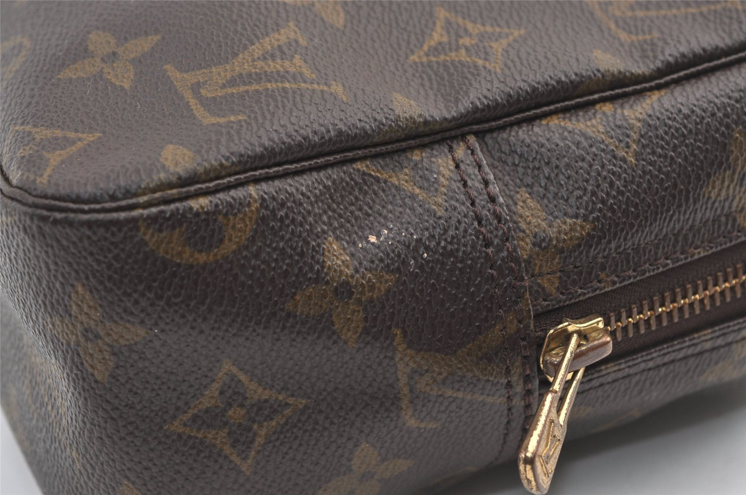 Auth Louis Vuitton Monogram Trousse Toilette 28 Clutch Hand Bag M47522 LV 9380J