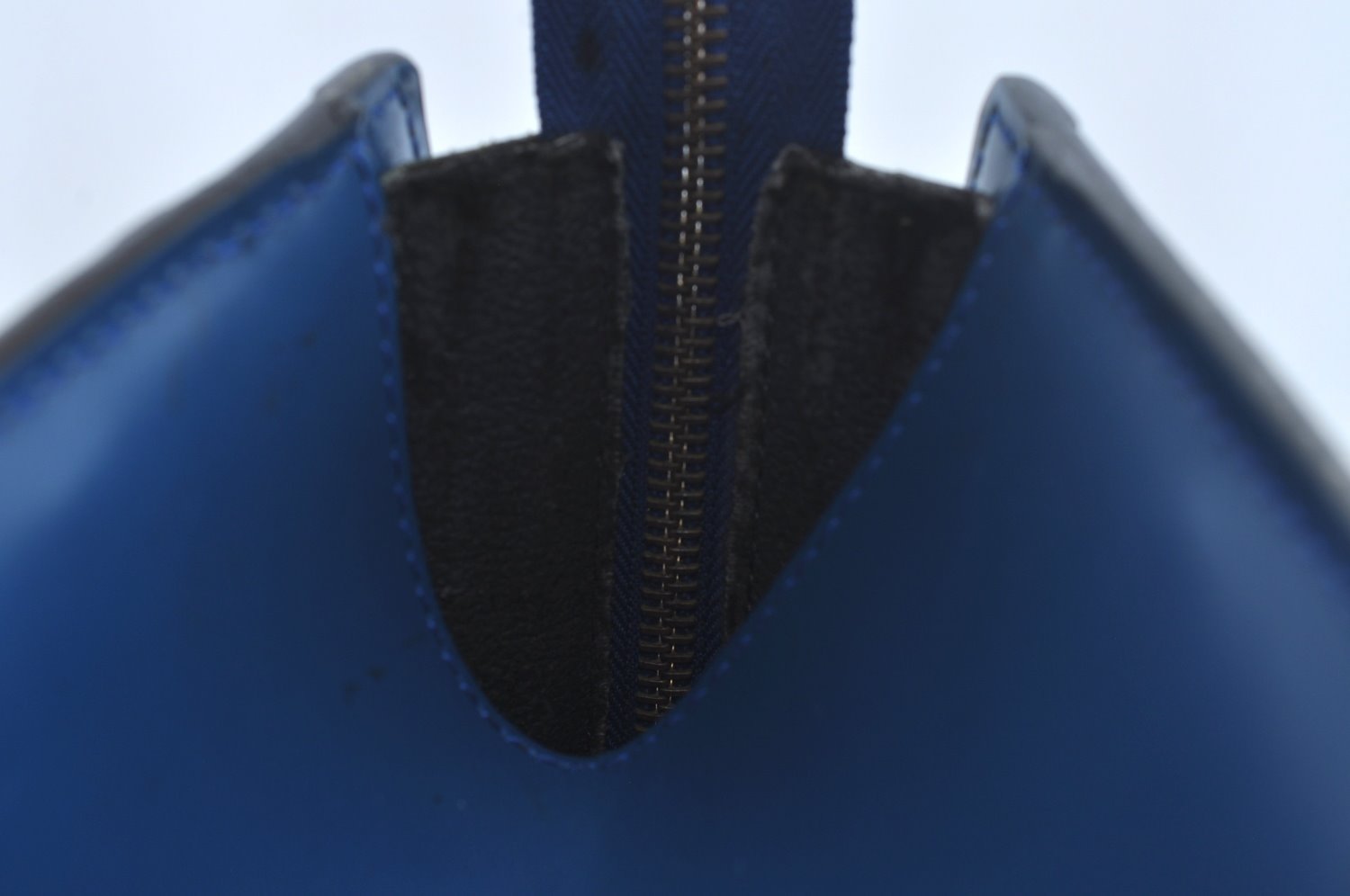 Authentic Louis Vuitton Epi Riviera Hand Bag Blue M48185 LV Junk 9382G