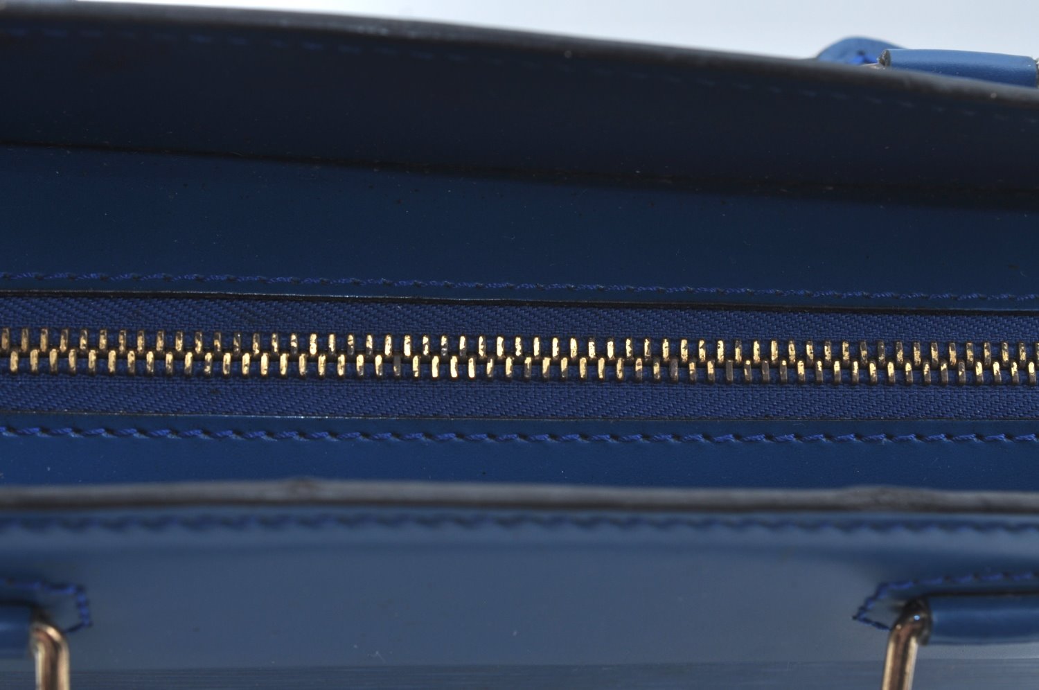 Authentic Louis Vuitton Epi Riviera Hand Bag Blue M48185 LV Junk 9382G