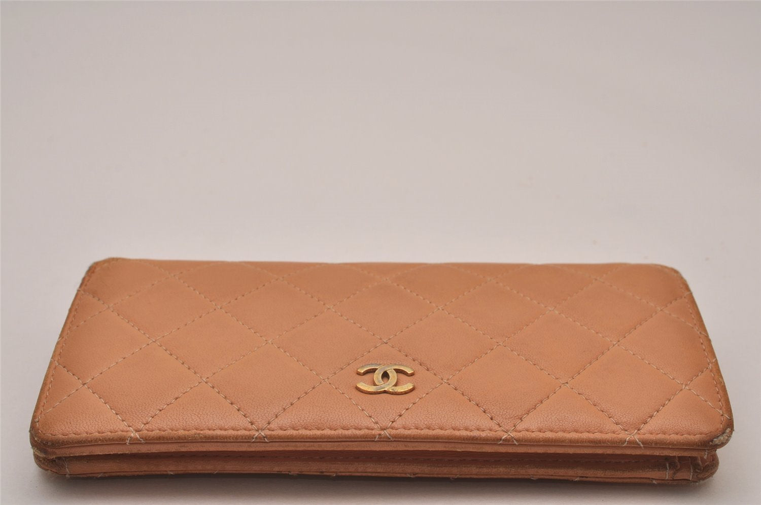 Authentic CHANEL Calf Skin Matelasse Long Wallet Purse CC Logo Beige 9392I