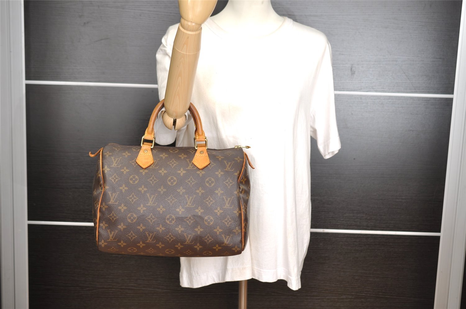Authentic Louis Vuitton Monogram Speedy 30 Hand Boston Bag M41526 LV 9398I