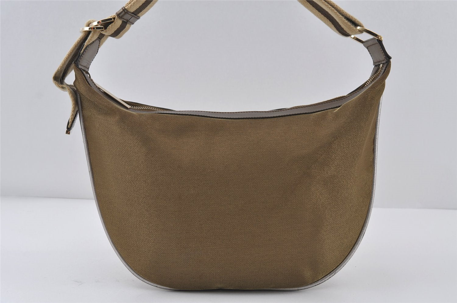 Authentic GUCCI Sherry Line Shoulder Bag Purse Nylon Leather 0014181 Gold 9402I