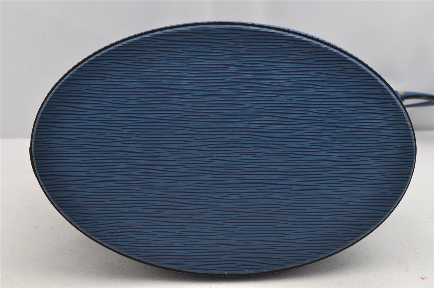 Authentic Louis Vuitton Epi Cluny Shoulder Bag Purse Blue M52255 LV 9406J