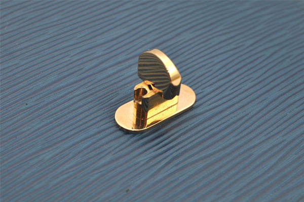 Authentic Louis Vuitton Epi Cluny Shoulder Bag Purse Blue M52255 LV 9406J