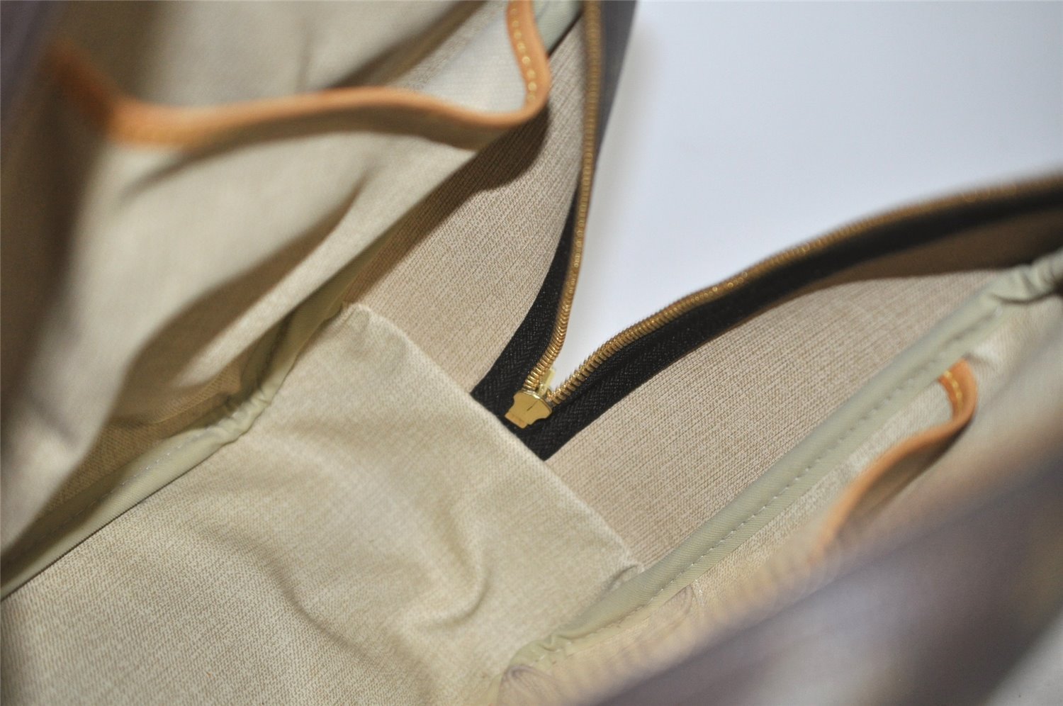 Authentic Louis Vuitton Monogram Deauville Hand Bag M47270 LV 9413I