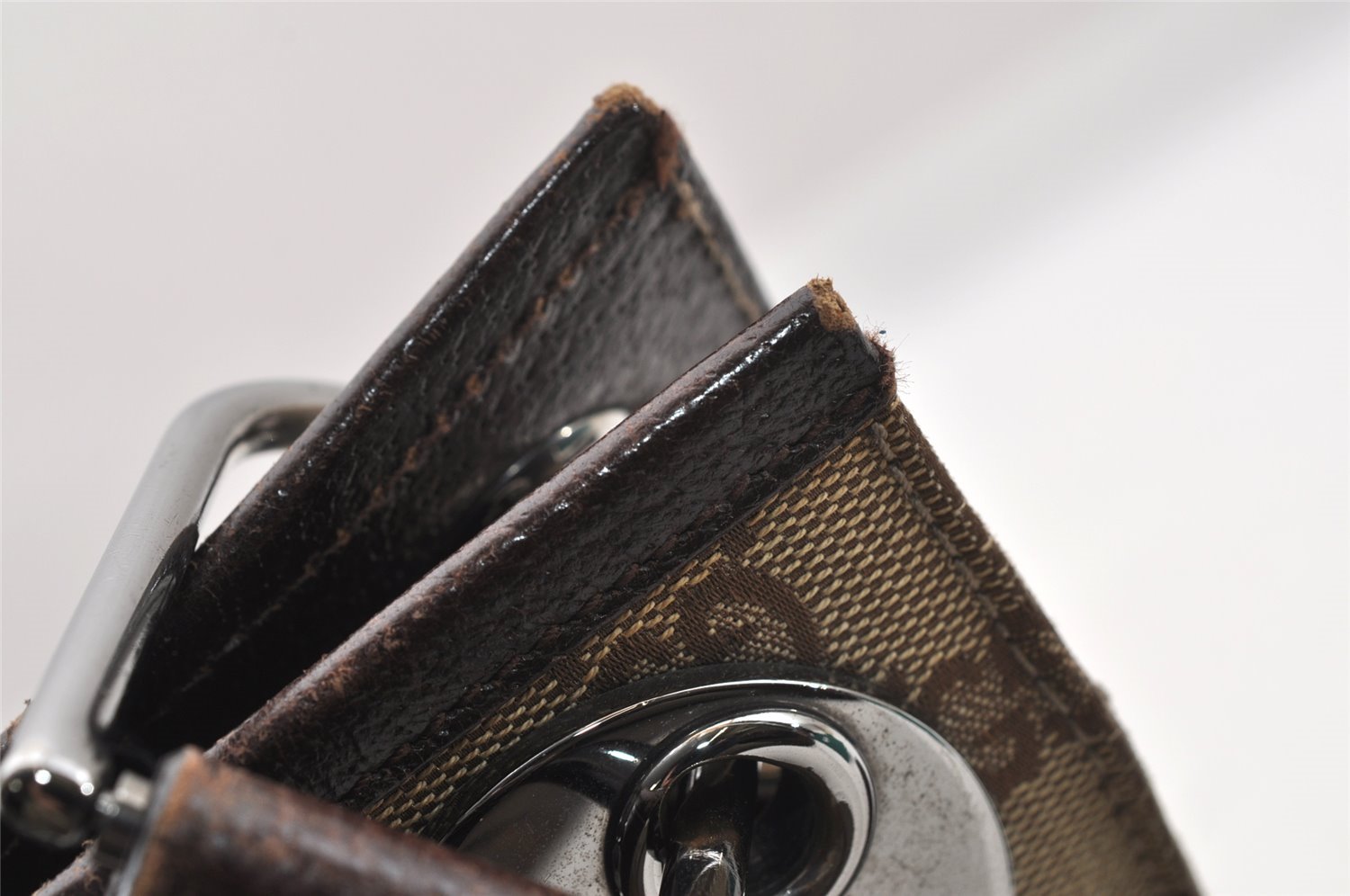 Authentic GUCCI Eclipse Shoulder Cross Bag GG Canvas Leather 120841 Brown 9417I