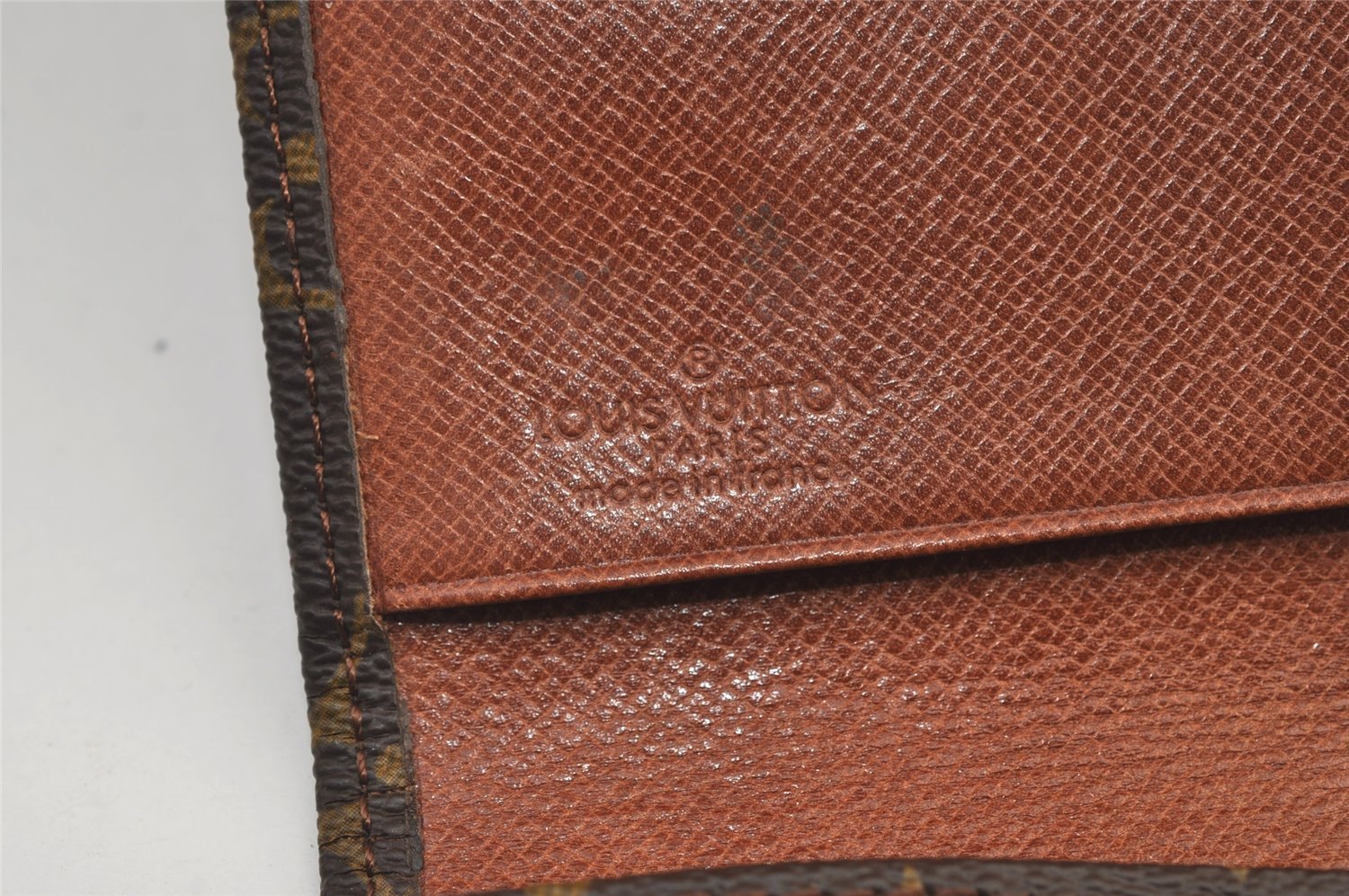 Authentic Louis Vuitton Monogram Pochette Rabat Clutch Bag Old Model LV 9421J