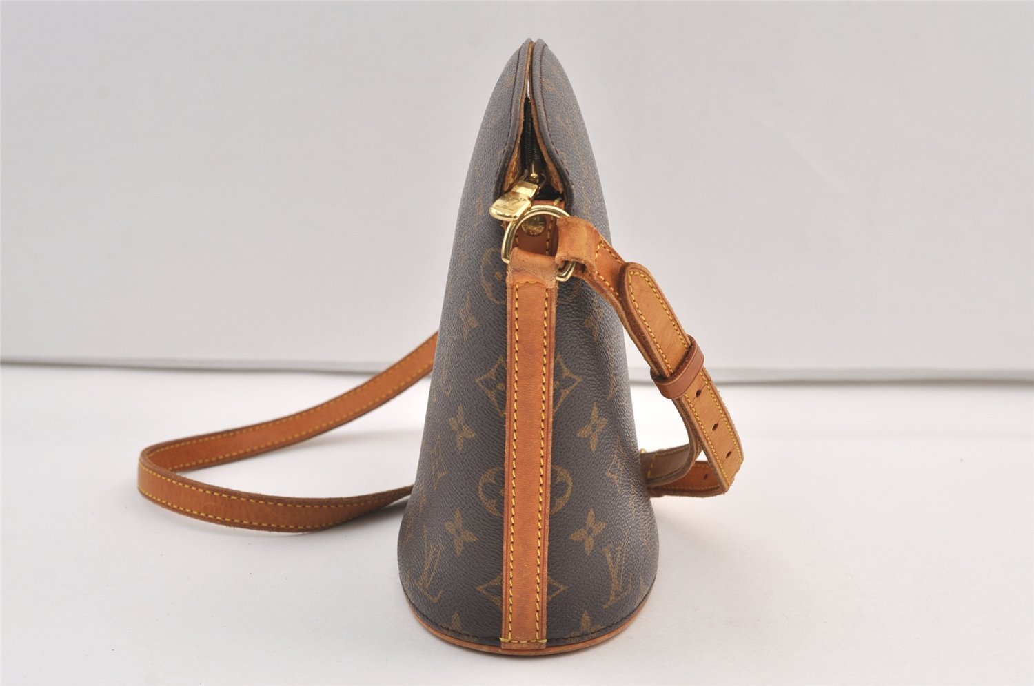 Authentic Louis Vuitton Monogram Drouot Shoulder Cross Body Bag M51290 LV 9422J