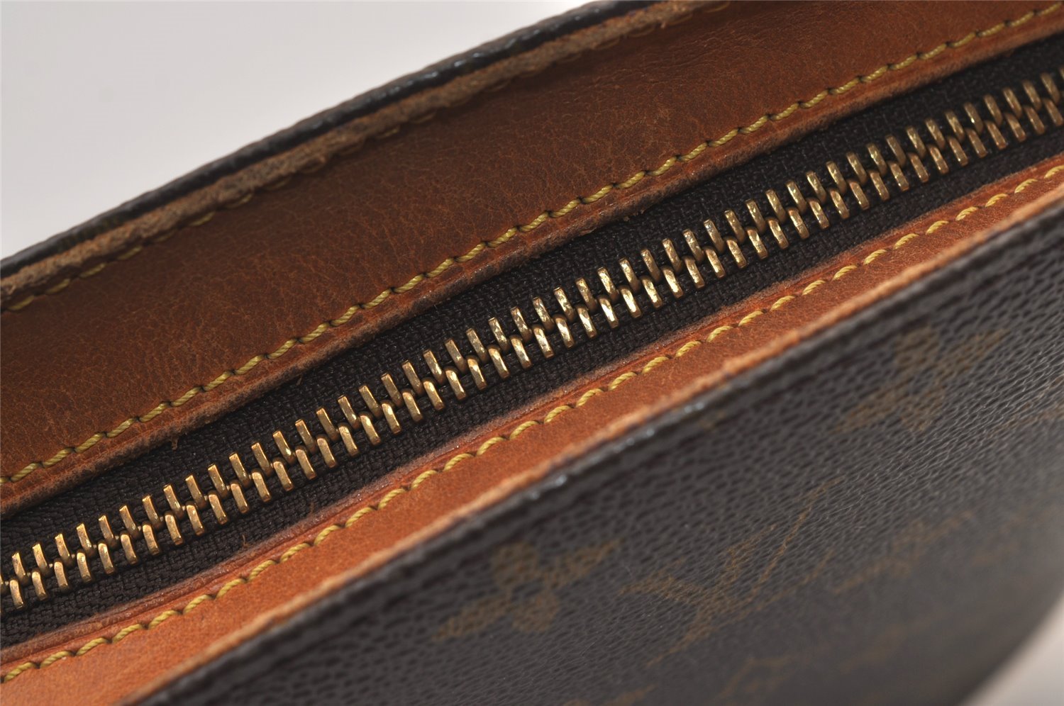 Authentic Louis Vuitton Monogram Drouot Shoulder Cross Body Bag M51290 LV 9422J