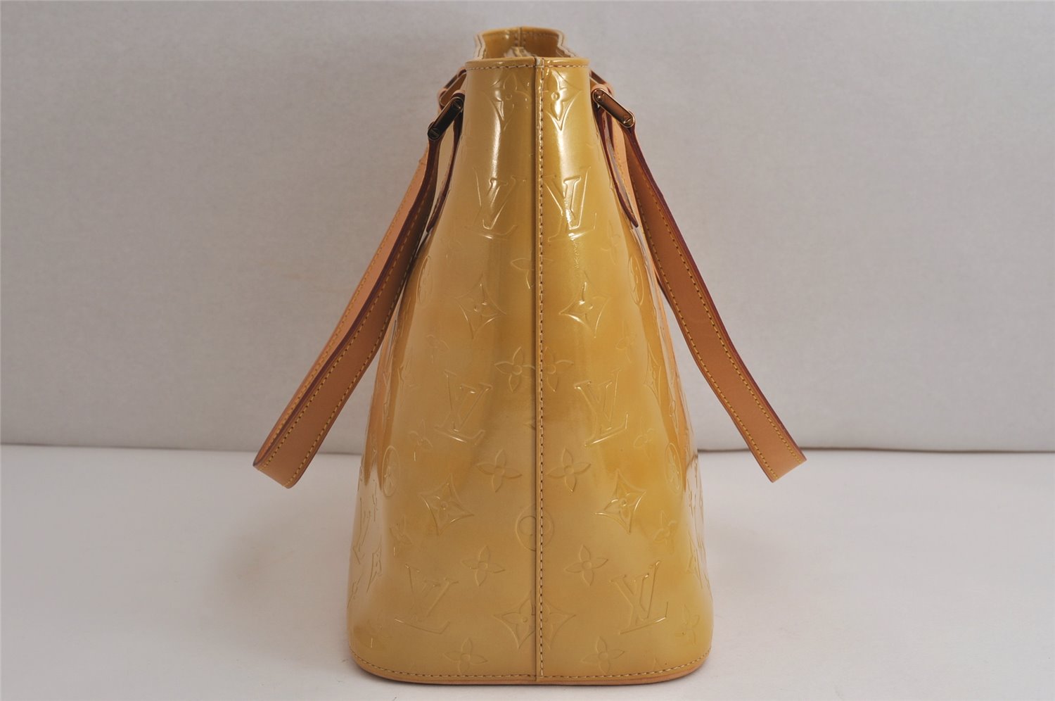 Authentic Louis Vuitton Vernis Houston Shoulder Hand Bag Yellow M91004 LV 9425J