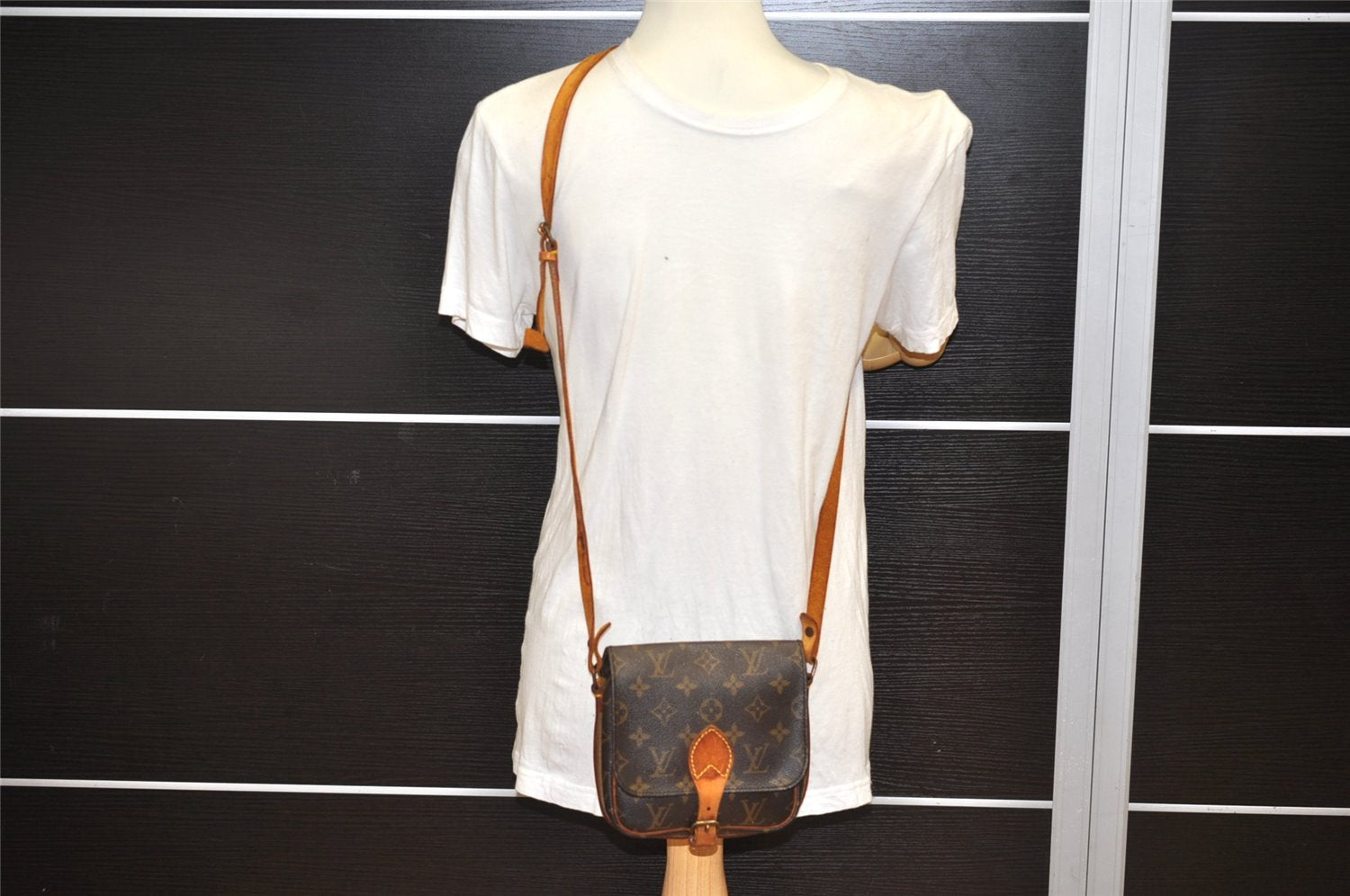 Authentic Louis Vuitton Monogram Cartouchiere PM M51254 Shoulder Cross Bag 9427J