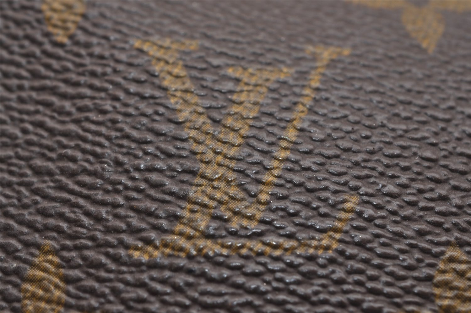 Authentic Louis Vuitton Monogram Poche Toilette 15 M47546 Cosmetics Pouch 9431J