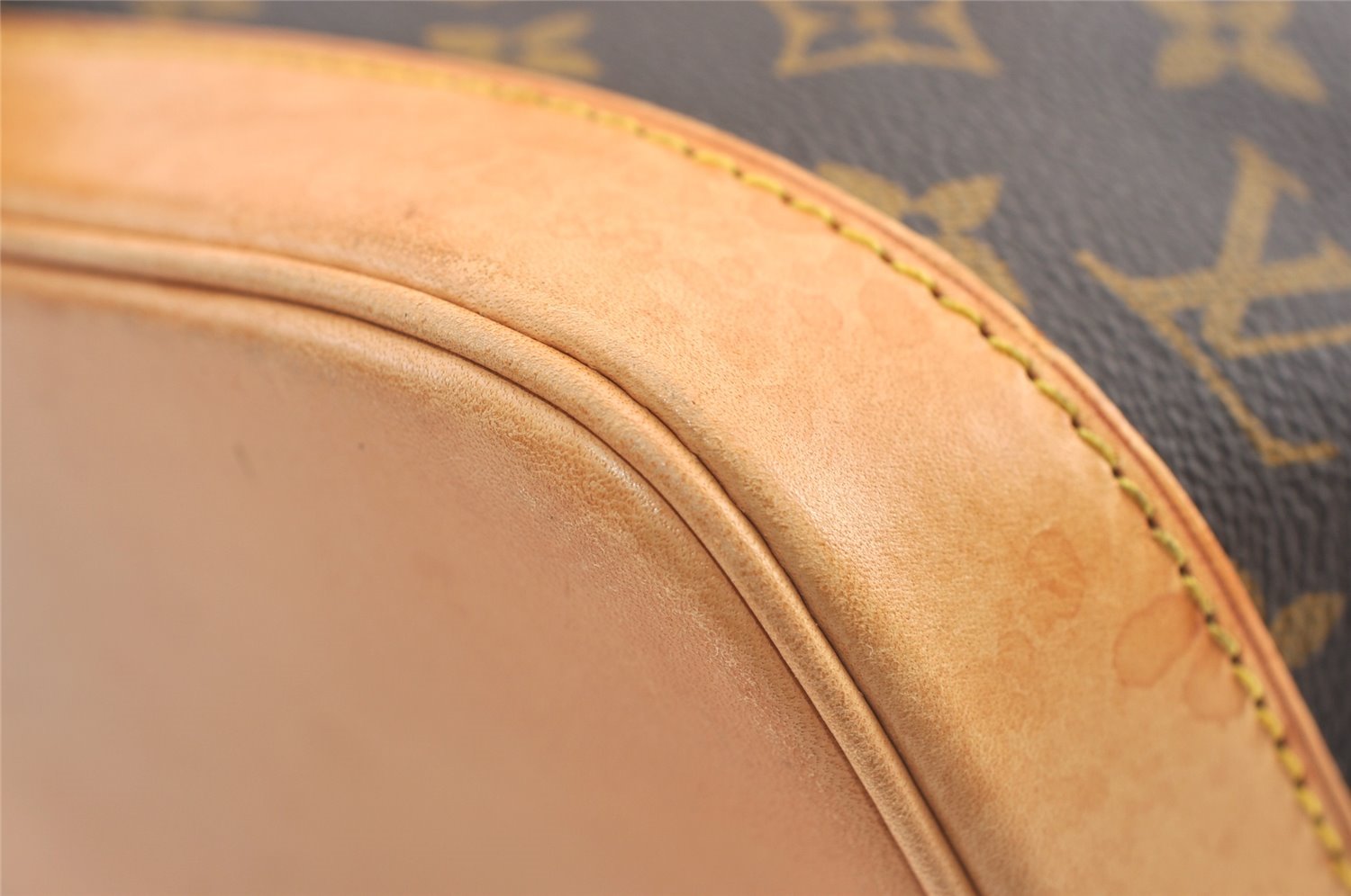 Authentic Louis Vuitton Monogram Alma Hand Bag Purse M51130 LV 9432J