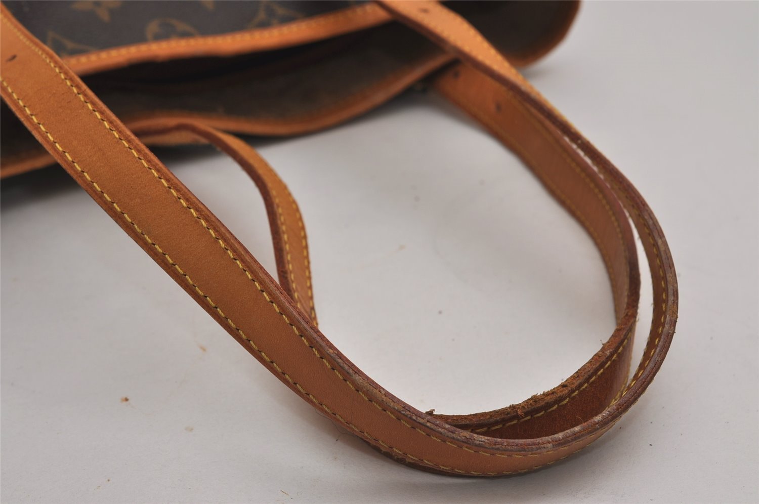 Authentic Louis Vuitton Monogram Bucket GM Shoulder Tote Bag M42236 Junk 9438J