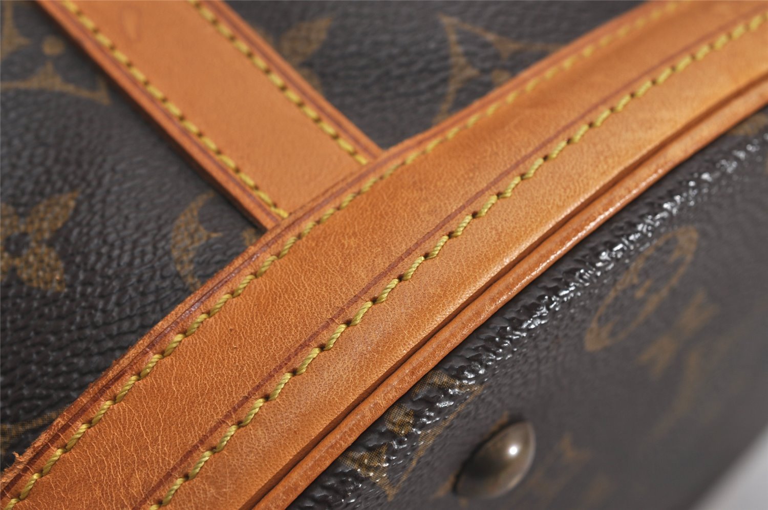 Authentic Louis Vuitton Monogram Bucket GM Shoulder Tote Bag M42236 Junk 9438J