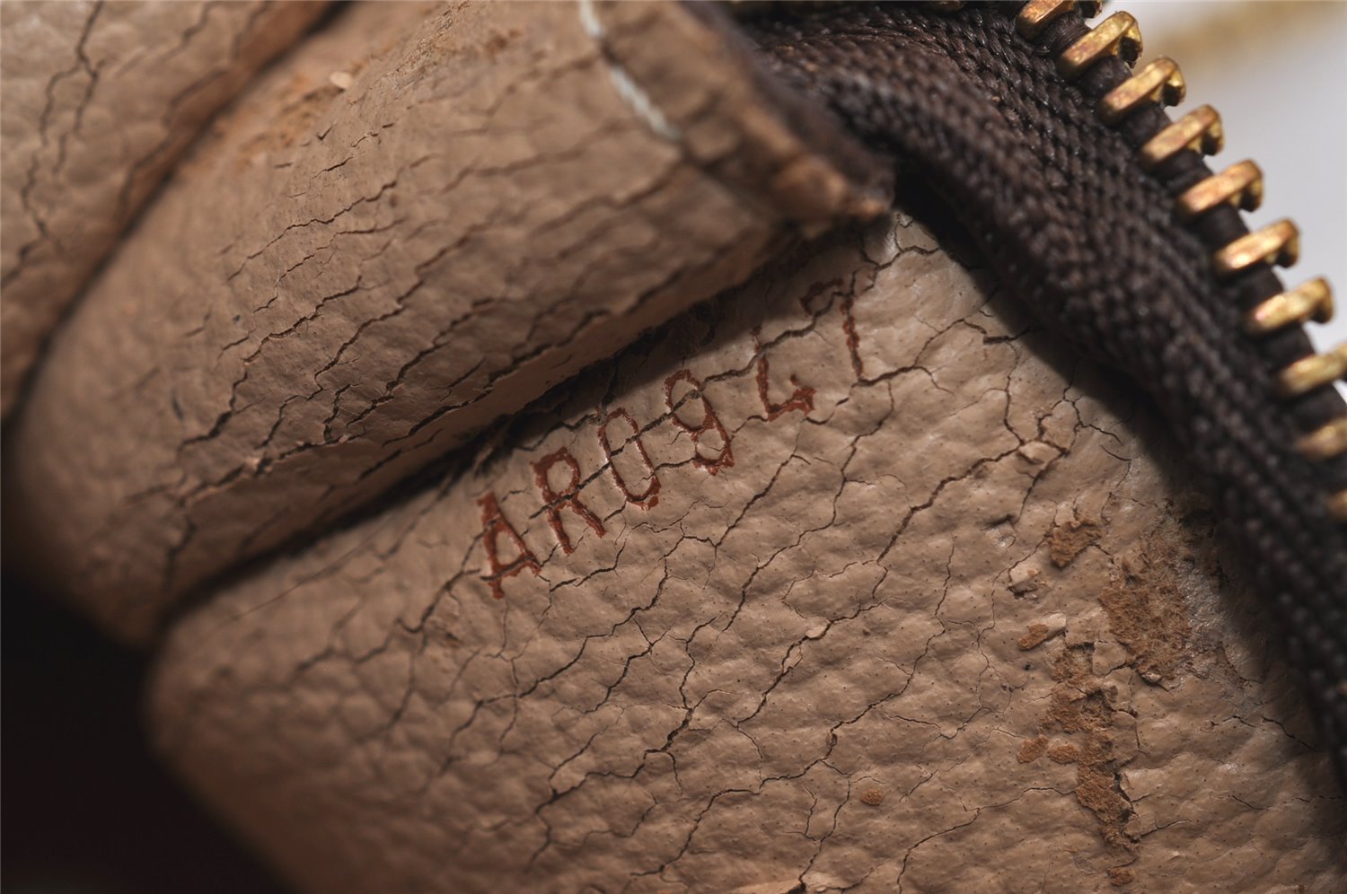 Authentic Louis Vuitton Monogram Bucket GM Shoulder Tote Bag M42236 Junk 9438J