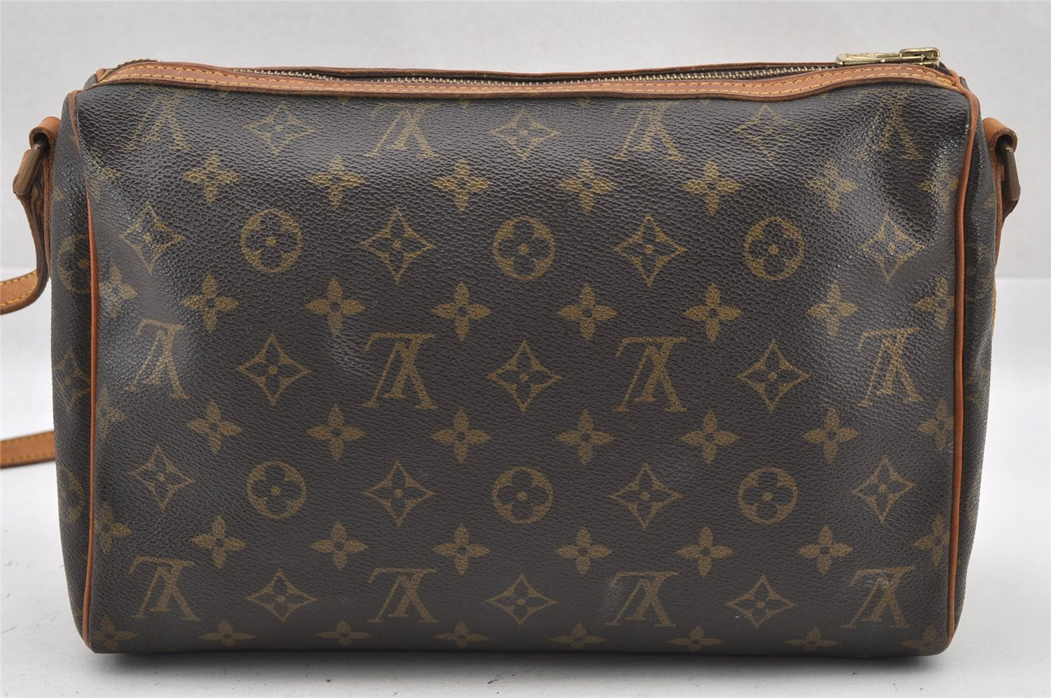 Authentic Louis Vuitton Monogram Tulleries MM Shoulder Cross Bag M51348 LV 9449I