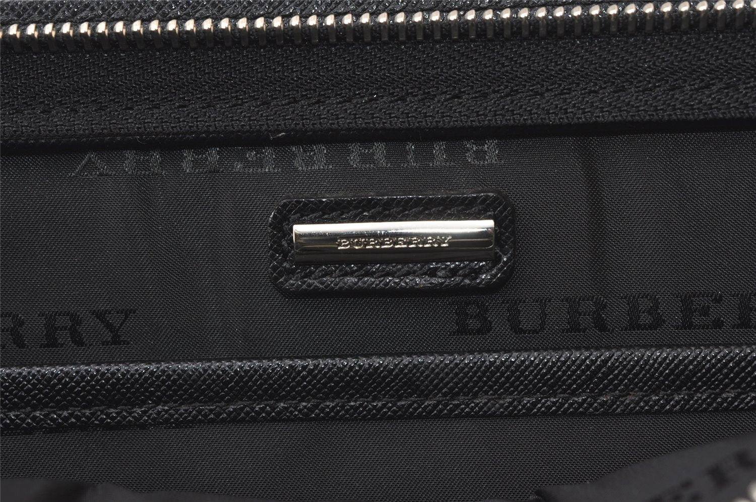 Authentic BURBERRY Vintage Leather Clutch Hand Bag Purse Black 9458J