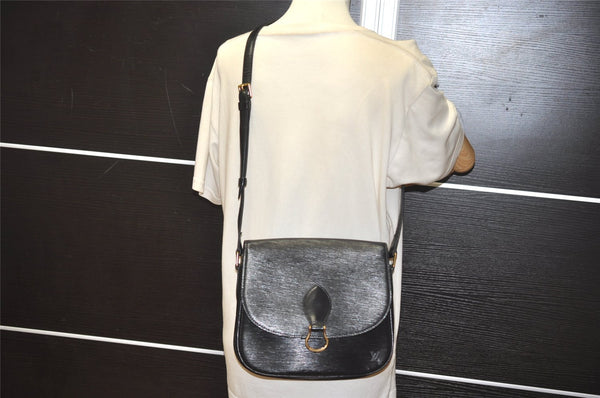 Auth Louis Vuitton Epi Saint Cloud GM Shoulder Cross Body Bag M52192 Black 9460J