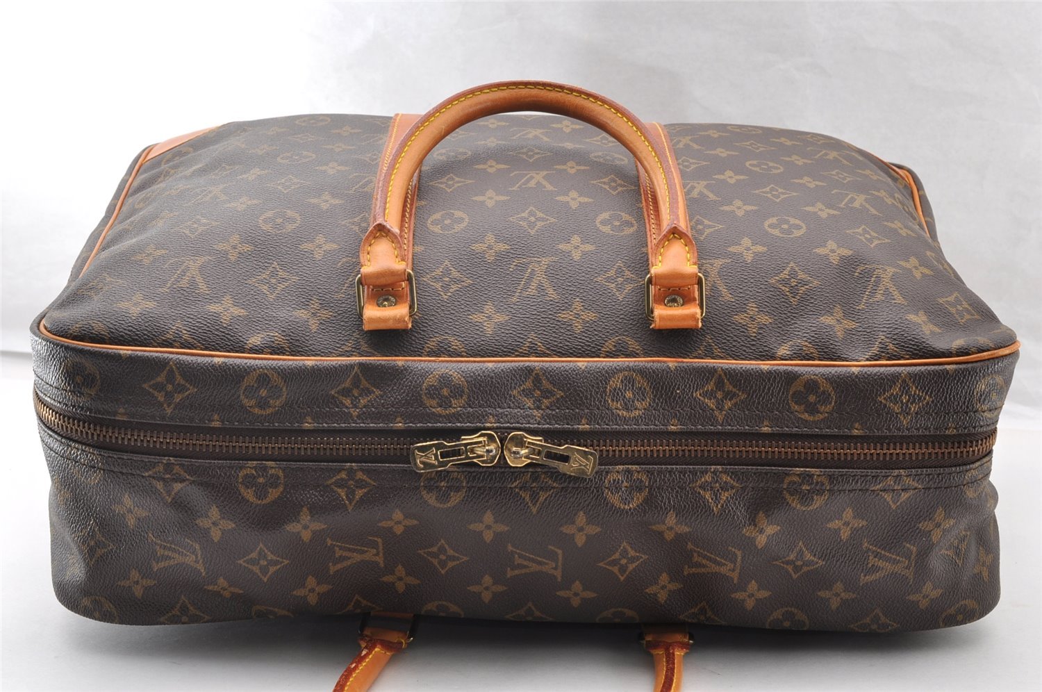 Authentic Louis Vuitton Monogram Sirius 45 Travel Boston Bag M41408 LV 9464I