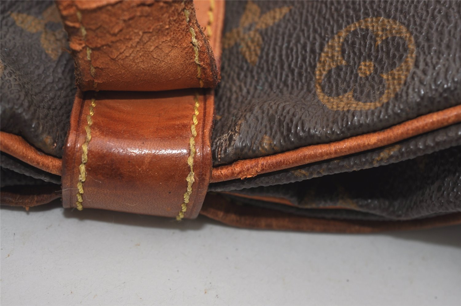 Authentic Louis Vuitton Monogram Saumur 35 Shoulder Cross Bag M42254 LV 9468I