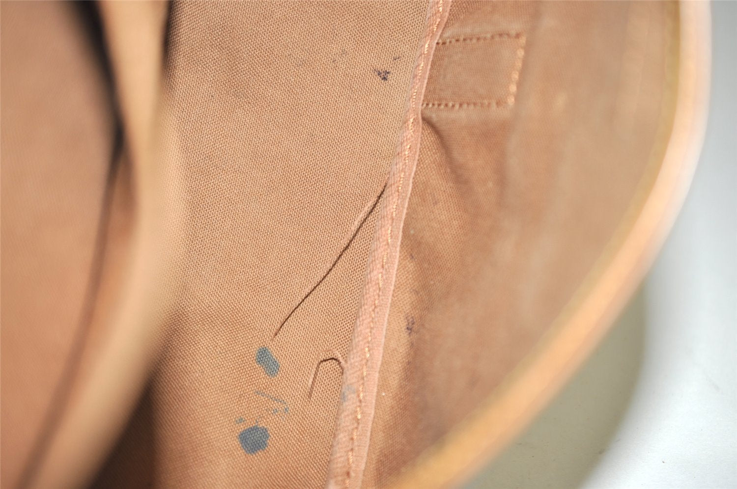 Authentic Louis Vuitton Monogram Saumur 35 Shoulder Cross Bag M42254 LV 9468I