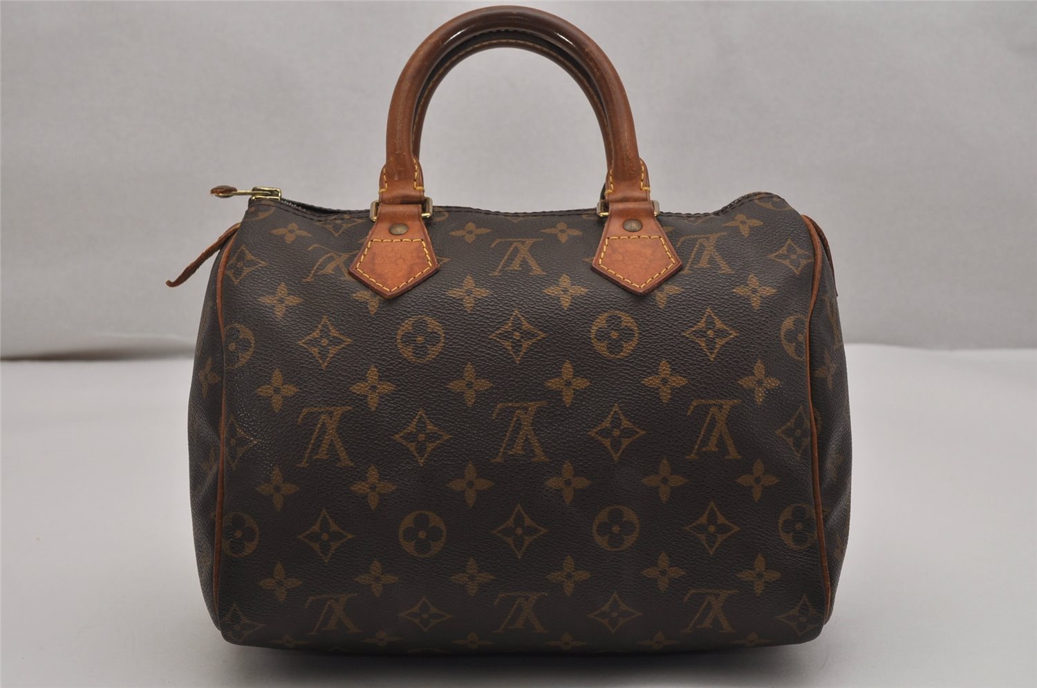 Authentic Louis Vuitton Monogram Speedy 25 Boston Hand Bag M41528 LV 9470J