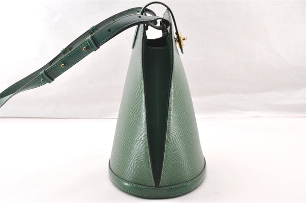 Authentic Louis Vuitton Epi Cluny Shoulder Bag Purse Green M52254 LV 9473I