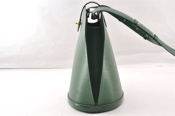 Authentic Louis Vuitton Epi Cluny Shoulder Bag Purse Green M52254 LV 9473I