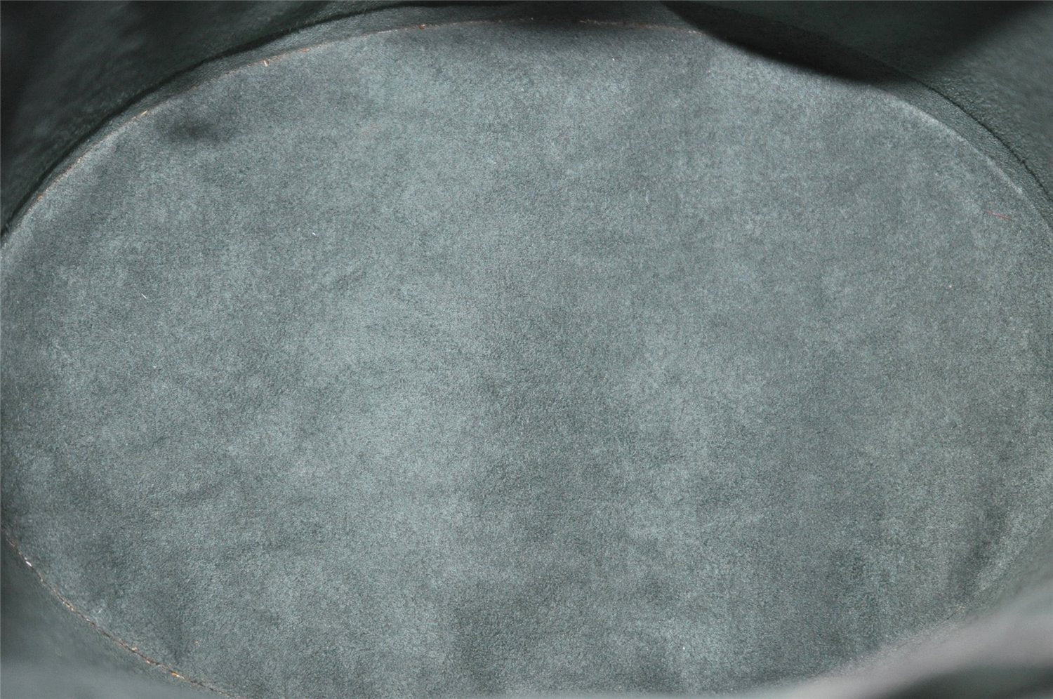 Authentic Louis Vuitton Epi Cluny Shoulder Bag Purse Green M52254 LV 9473I