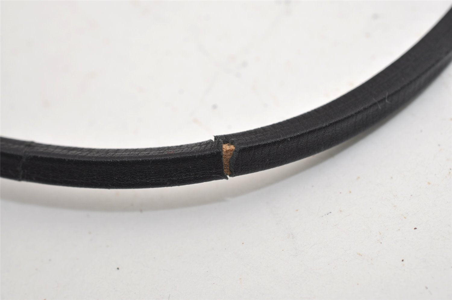 Authentic GUCCI Vintage Shoulder Bag Purse Leather 0014141 Black 9474I