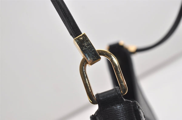 Authentic GUCCI Vintage Shoulder Bag Purse Leather 0014141 Black 9474I