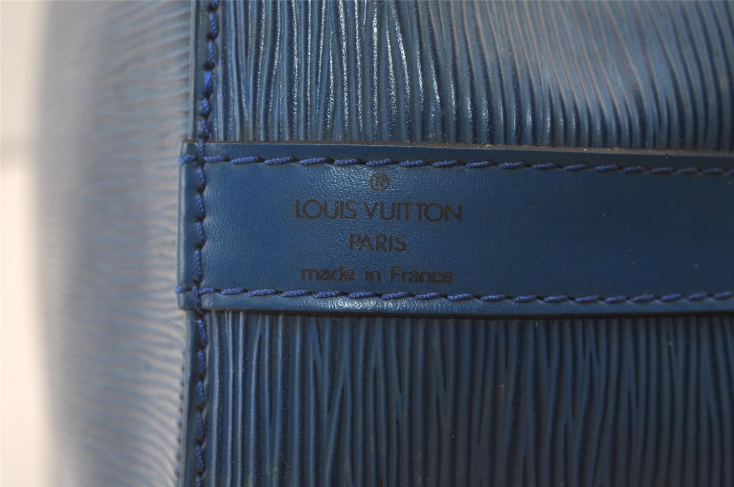 Authentic Louis Vuitton Epi Petit Noe Shoulder Drawstring Bag M44105 Blue 9478J